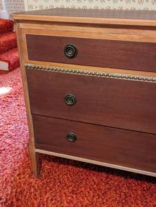 lot 90 image: Vintage Berkey and Gay Wood Dresser