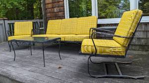 lot 104 image: Awesome Vintage Metal Patio Set