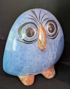 lot 127 image: Assorted Decorative Mexican Pottery