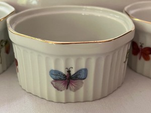 lot 200 image: Decorative Casserole Dish and More