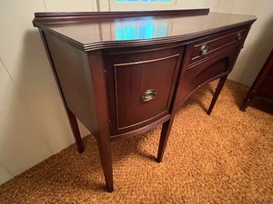 lot 18A image: Beautiful Vintage Buffet  Console