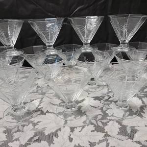 lot 53 image: Art Deco Parfait Dessert Stemware Service