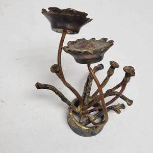 lot 107 image: MCM Brutalist Flower Sculpture