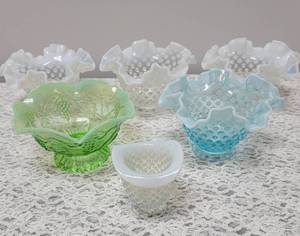 lot 68 image: Fenton Frilled Candy Dish Collection