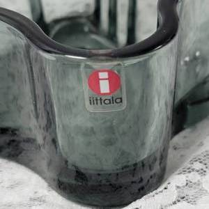 lot 74 image: Iittalla  Free Form Serving Bowls