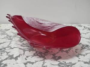 lot 104 image: Art Glass Ruby Red White Opalescent Shell Console Bowl