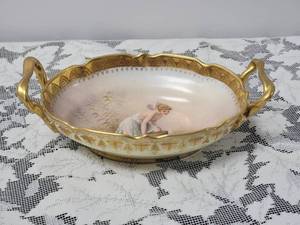 lot 3 image: Antique Porcelain Dish by KPM with Image of Psyche at Natures Mirror