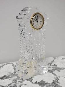 lot 85 image: Waterford Crystal Grandfather Desk Clock