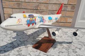 lot 5 image: Northwest Airlines Boeing 747-400 World Plane Display Model