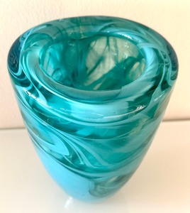 lot 16 image: Kosta Boda Atoll Aqua Blue Art Glass Vase