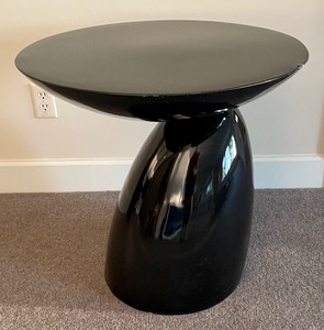 lot 107A image: Black Corbin Side Table