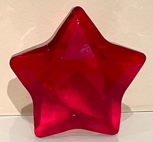 lot 97 image: Rosenthal Red Star Paperweight