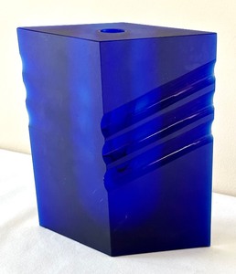 lot 20B image: Cobalt Blue Modern Art Glass Sculpture Vase from Prague