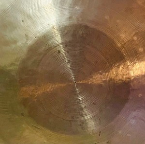 lot 176 image: Vintage Asian Brass Gong and Mallet