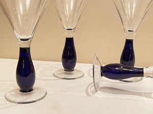 lot 202 image: Set of Five Cobalt Blue Stemmed Wine Glasses