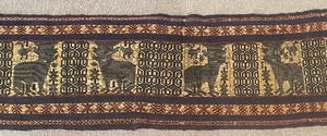 lot 256 image: Artisan Made Table Runner