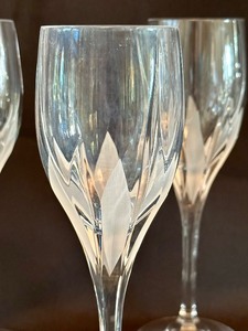 lot 304 image: Mikasa Flame DAmore Crystal Champagne Flutes