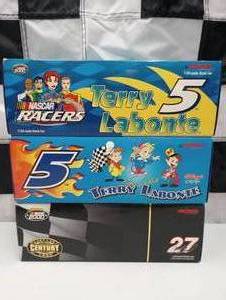 lot 17 image: Action Racing 124th Scale Die Cast Cars