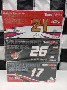 lot 53 image: Team Caliber Preferred Series 124 Scale Die Cast Cars