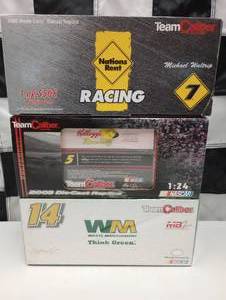 lot 55 image: Team Caliber 124 Scale Die Cast Cars