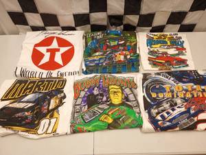 lot 119 image: Nascar Racing Medium T-Shirts,