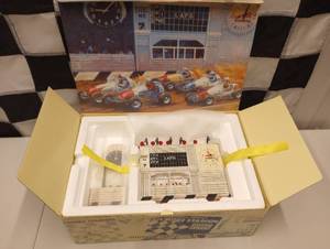 lot 224 image: gmp 143rd Scale Roar With Gilmore Stadium Display Diorama