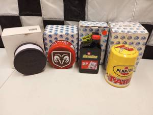lot 233 image: Action Collector Tins With 164th Scale Die Cast Cars