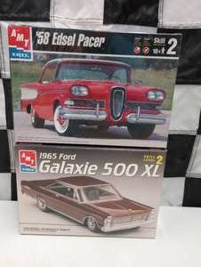 lot 255 image: Ertl AMT 125th Scale Plastic Model Kits.