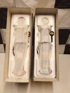 lot 284 image: Action 116th Scale Die Cast Gas Pump Banks