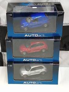 lot 313 image: Autoart 143rd Scale Die Cast Cars