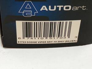 lot 321 image: Autoart  Dodge Viper SRT-10 143rd Scale Die Cast Cars