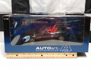 lot 327 image: , Autoart Performance Honda S 2000 118th Scale Die Cast Car