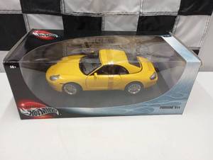 lot 333 image: Hot Wheels Porsche 911 118th Scale Die Cast Car