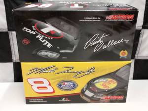 lot 372 image: Action 124th Scale Die Cast Cars