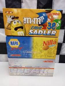 lot 377 image: Action 124th Scale Die Cast Cars
