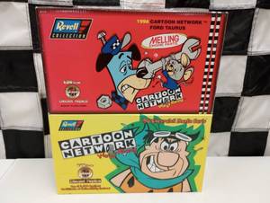 lot 379 image: Revell Cartoon Network 124th Scale Die Cast Cars