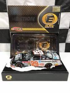 lot 398 image: Action Elite Kevin Harvick #29 GM Goodwrench Service  On A Roll 124th Scale Die Cast Car