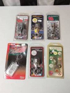 lot 407 image: Assorted Nascar Key Chains