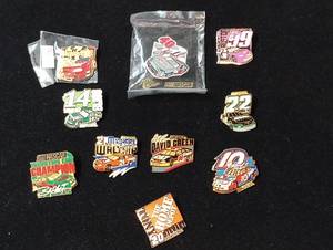 lot 443 image: Assorted Nascar Hat  Collectors Pins