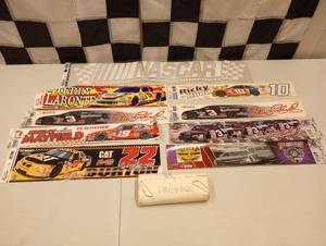 lot 450 image: Assorted Nascar Stickers.