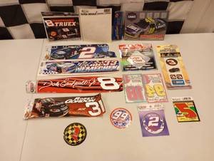 lot 460 image: Assorted Nascar Stickers