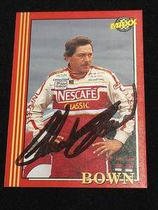 lot 465 image: Autographed 1992 Maxx Chuck Brown Trading card