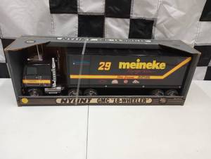 lot 488 image: Nylint Meineke Racing Team #29  GMC 18 Wheeler.