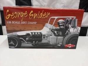 lot 511 image: gmp 118 Dirt Champ George Snider