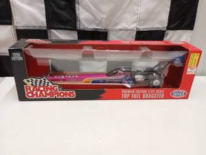 lot 529 image: Racing Champions Hartman Enterprises 124th Scale Die Cast Top Fuel Dragster