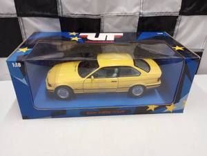 lot 542 image: UT Models BMW 3-Serie Coupe 118th Scale Die Cast Car