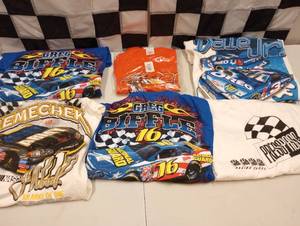 lot 551 image: Nascar Racing Adult  XL  T-Shirts