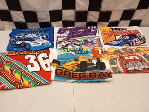 lot 564 image: Nascar Racing Adult Large T-Shirts