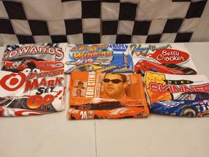 lot 567 image: Nascar Racing Adult Large T-Shirts