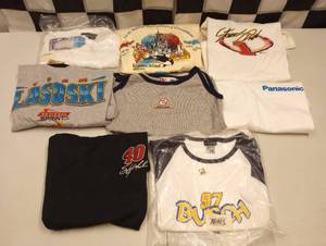 lot 583 image: Nascar Racing Small Womans Shirts
